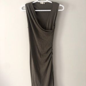 Aritzia Wilfred free body con ruched side dress